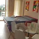 Oasis 아파트